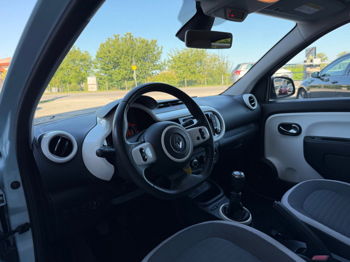 Renault Twingo SCe 65 CV Intens (9)