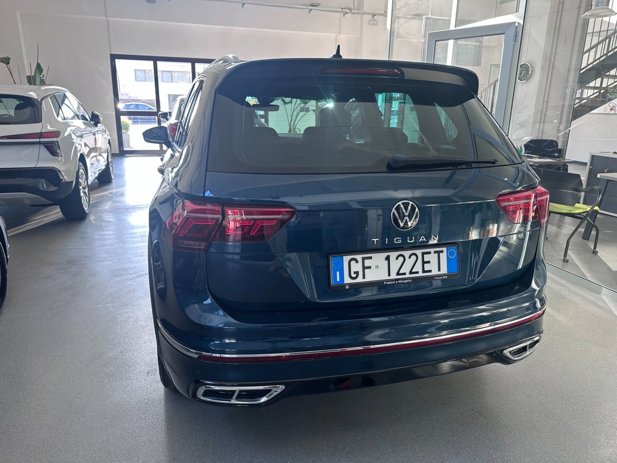 Volkswagen Tiguan 2.0 TDI 150 CV SCR DSG 4MOTION R-Line (2)