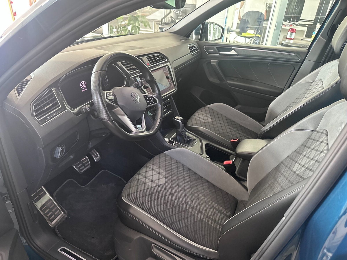 Volkswagen Tiguan 2.0 TDI 150 CV SCR DSG 4MOTION R-Line (4)