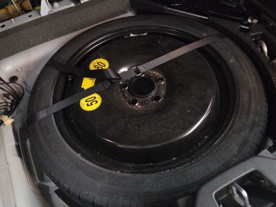 Volvo XC40 T3 Geartronic Momentum Pro (14)