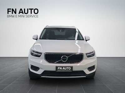 Volvo XC40 T3 Geartronic Momentum Pro (2)