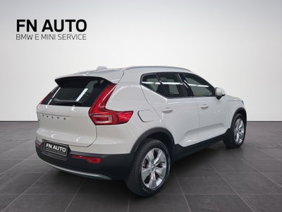 Volvo XC40 T3 Geartronic Momentum Pro (6)