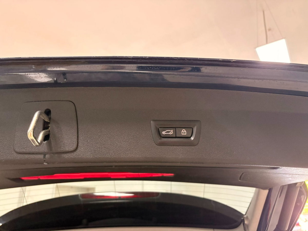 BMW X1 xDrive18d Msport (8)