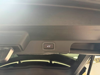 Land Rover Range Rover 3.0 TDV6 HSE (10)