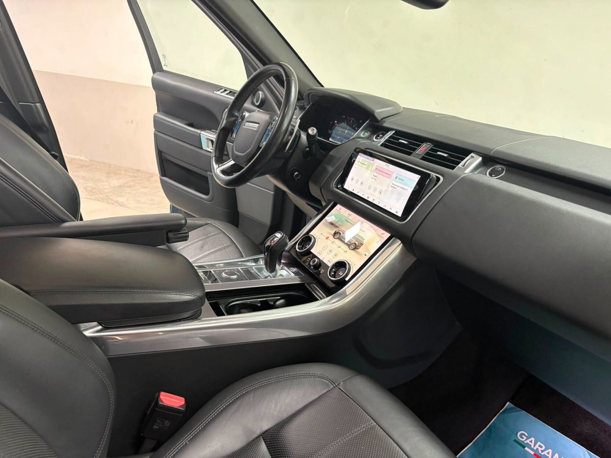 Land Rover Range Rover 3.0 TDV6 HSE (12)