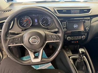 Nissan Qashqai 1.5 dCi Tekna (9)
