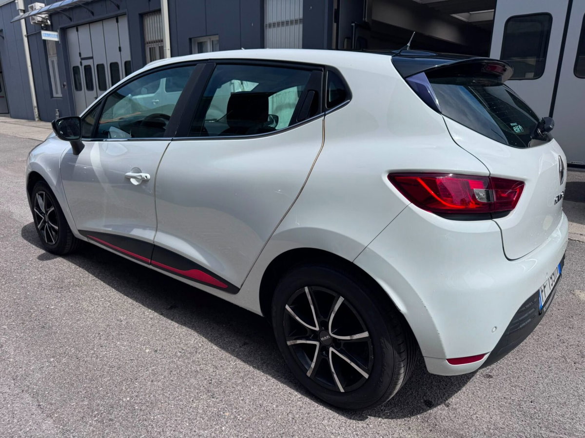 Renault Clio TCe 12V 90CV Start&Stop 5 porte Energy Intens (6)