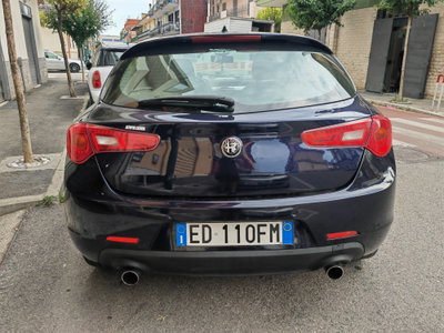 Alfa Romeo Giulietta 2.0 JTDm-2 Distinctive 170cv (11)
