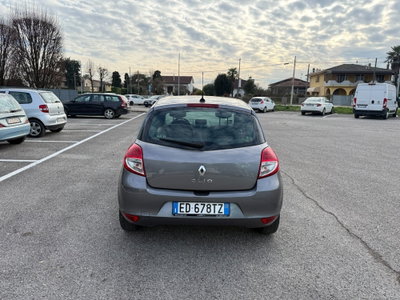 Renault Clio 1.2 16V 5 porte Luxe (5)