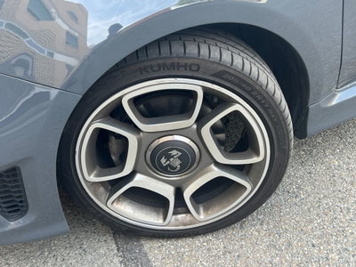 Abarth 500 1.4 Turbo T-Jet (9)