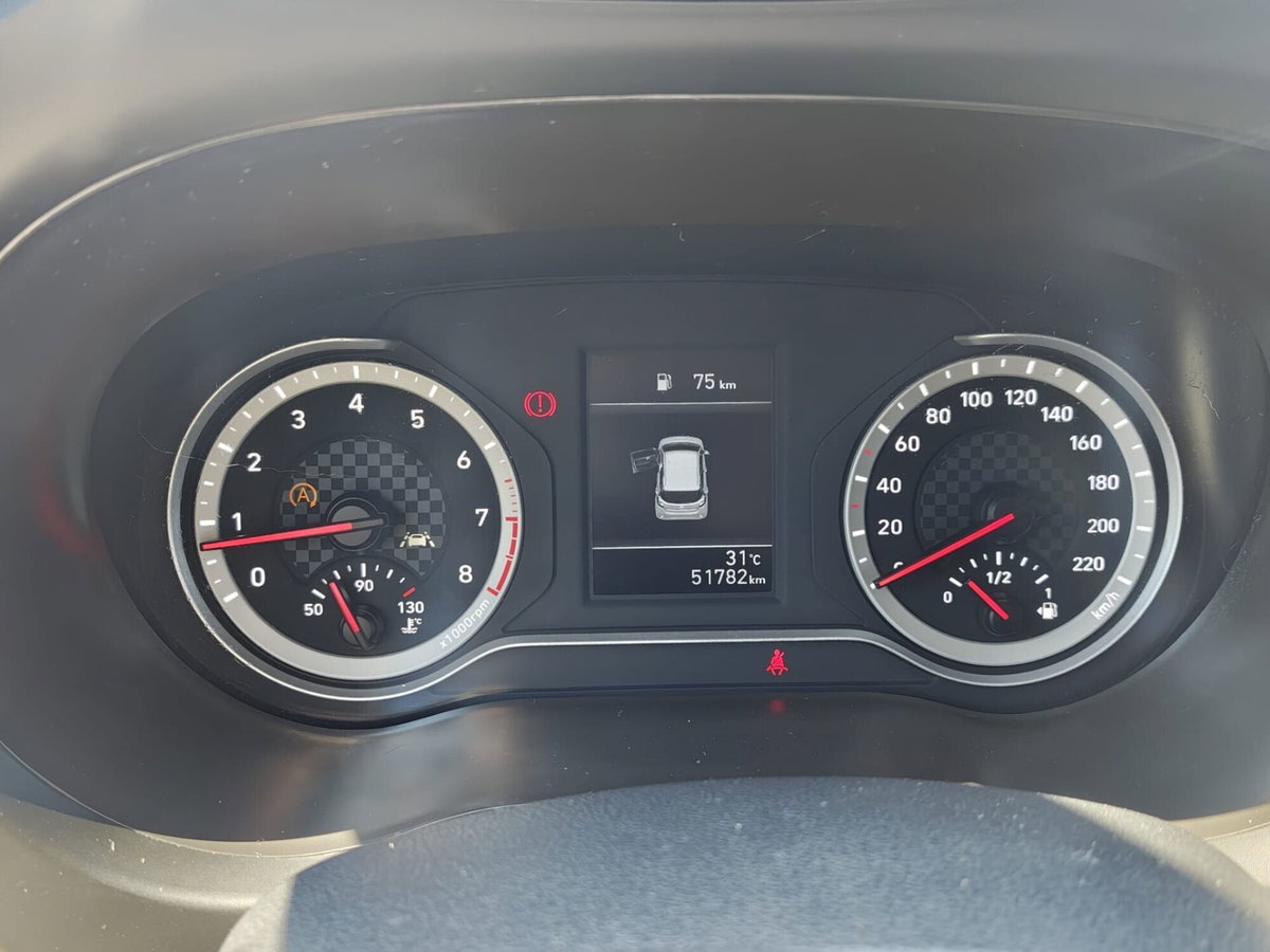 Hyundai i10 1.0 MPI con Ecopack Advanced (12)
