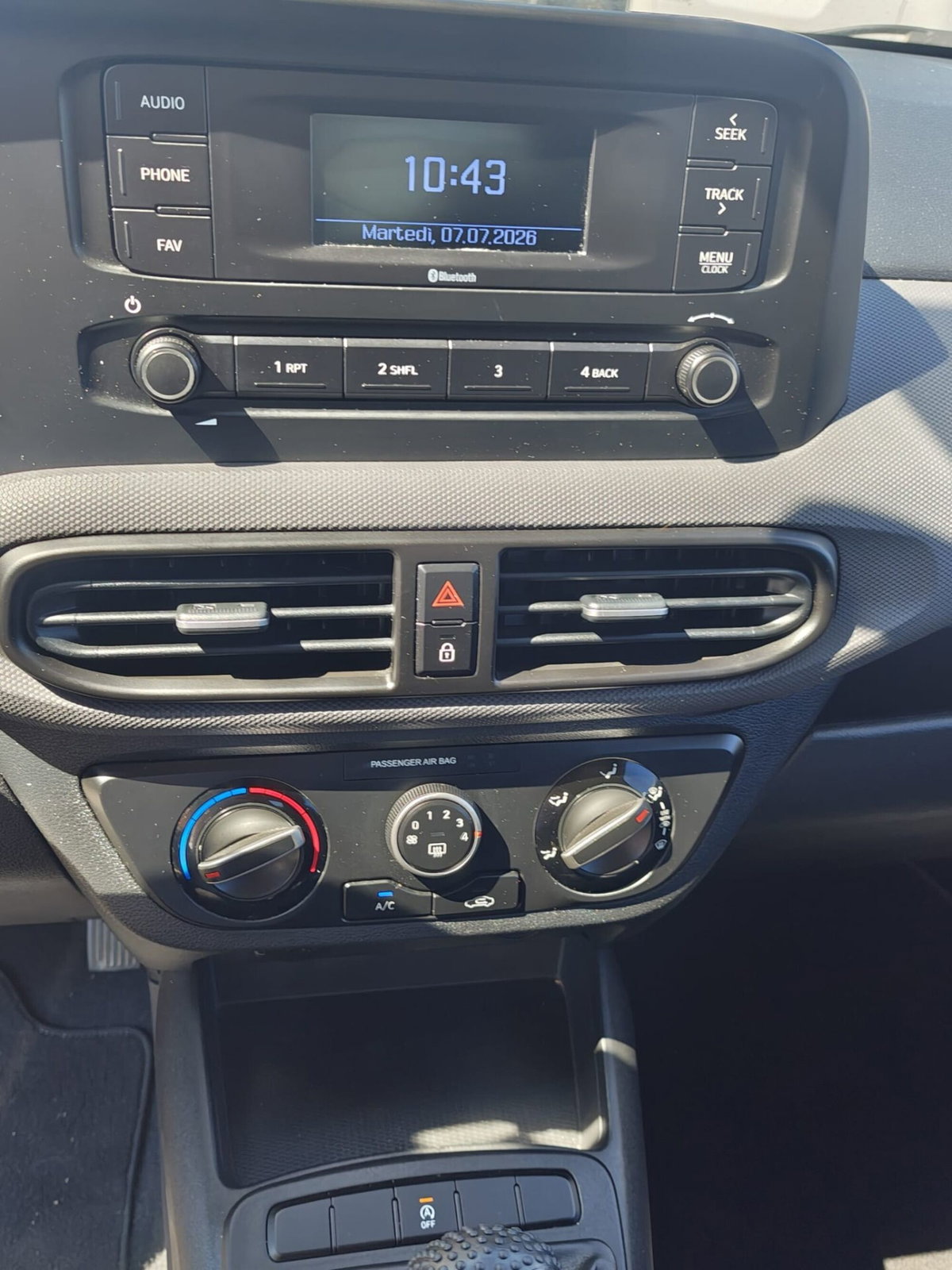 Hyundai i10 1.0 MPI con Ecopack Advanced (16)