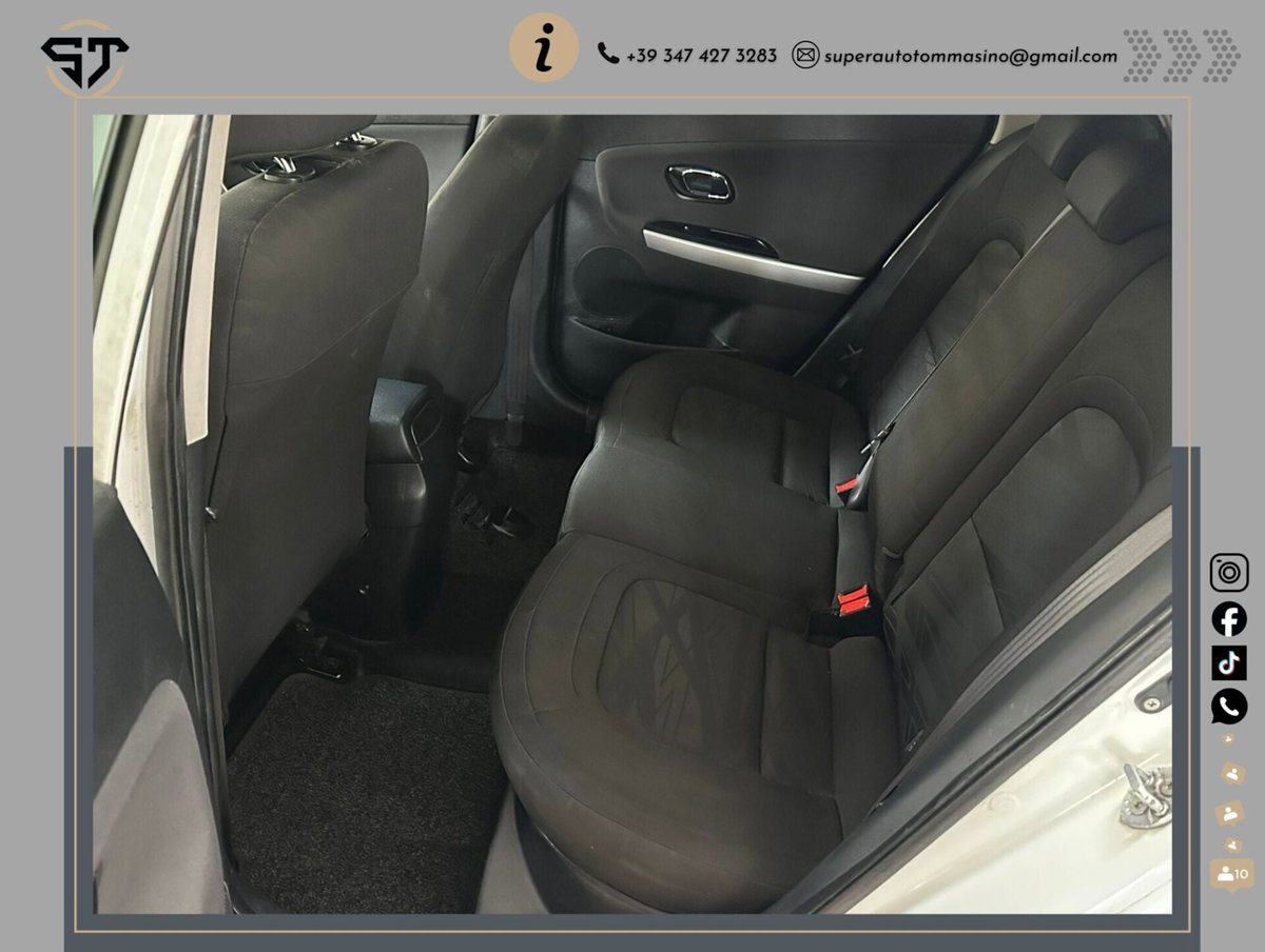 Kia Ceed 1.6 CRDi 115 CV 5p. Business Class (10)