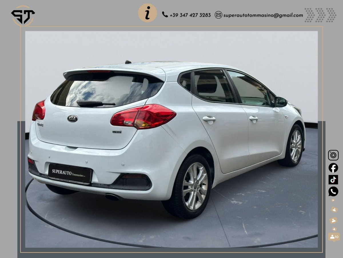 Kia Ceed 1.6 CRDi 115 CV 5p. Business Class (4)