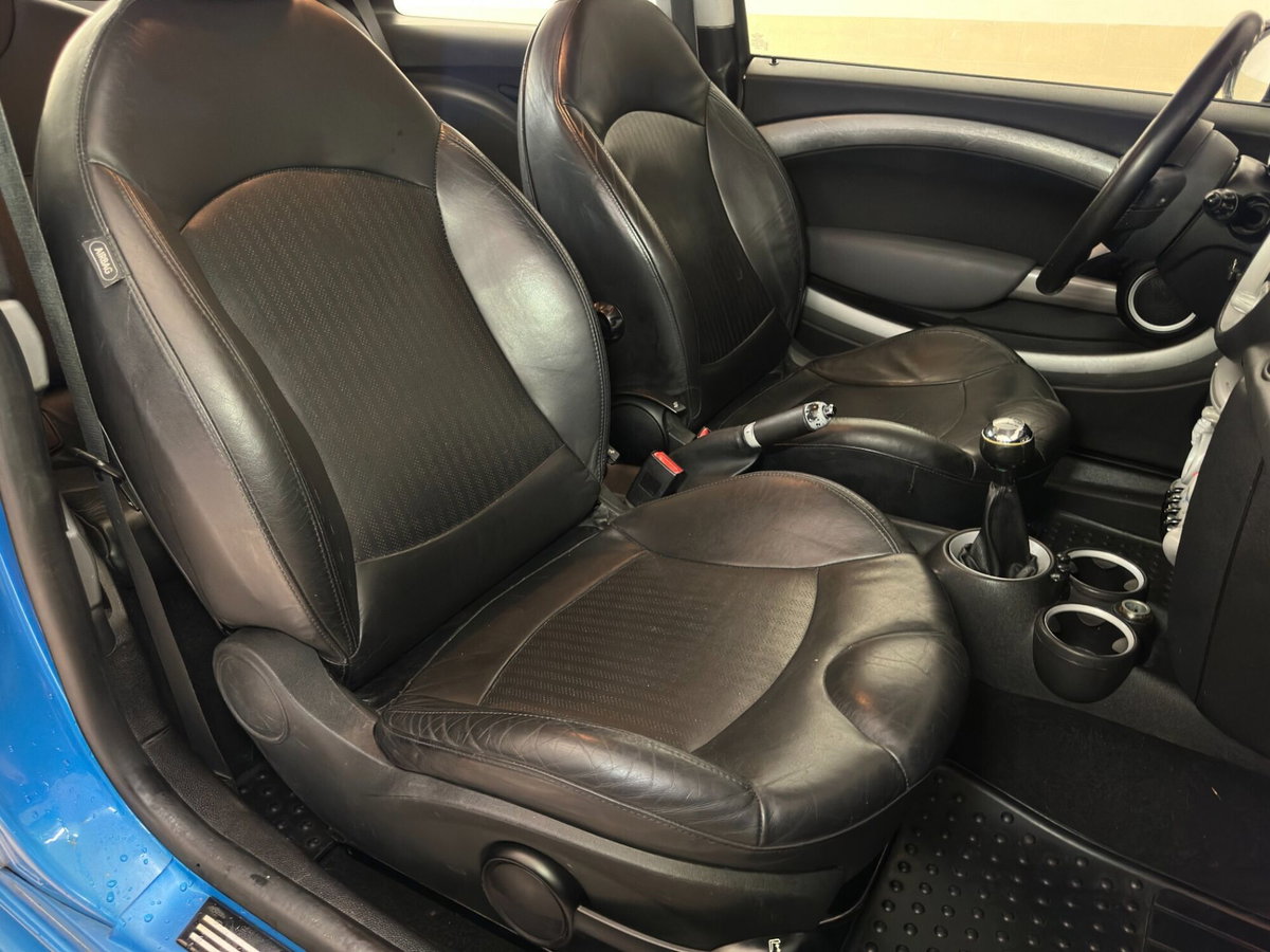 MINI Mini 1.6 16V Cooper S (12)