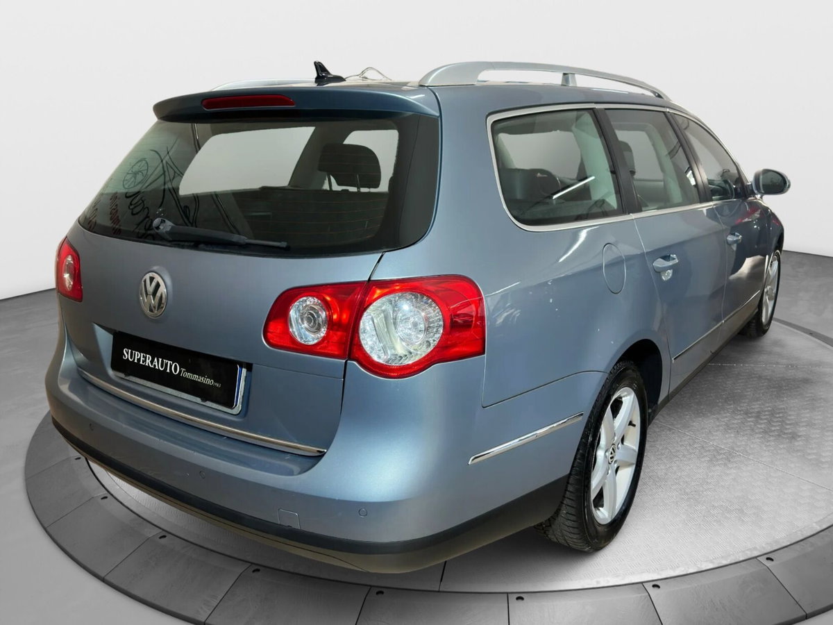 Volkswagen Passat Variant 2.0 TDI DPF 4mot. Business (4)