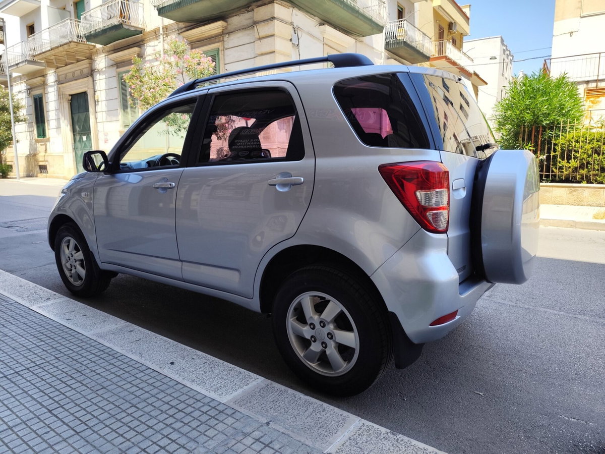 Daihatsu Terios 1.5 4WD Hiro (6)