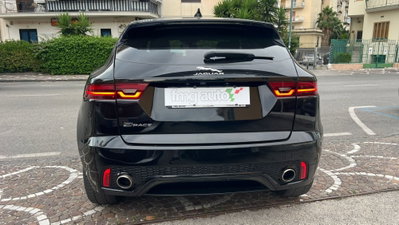 Jaguar E-Pace 2.0D 150 CV AWD aut. R-Dynamic (5)