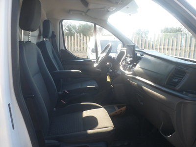 Ford Transit Custom Furgone 340 2.0 EcoBlue 130 PL-DC Furgone Titanium (14)