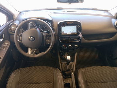 Renault Clio dCi 8V 75 CV 5 porte Moschino Life (18)