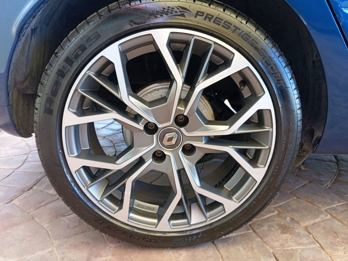 Renault Clio dCi 8V 75 CV 5 porte Moschino Life (19)