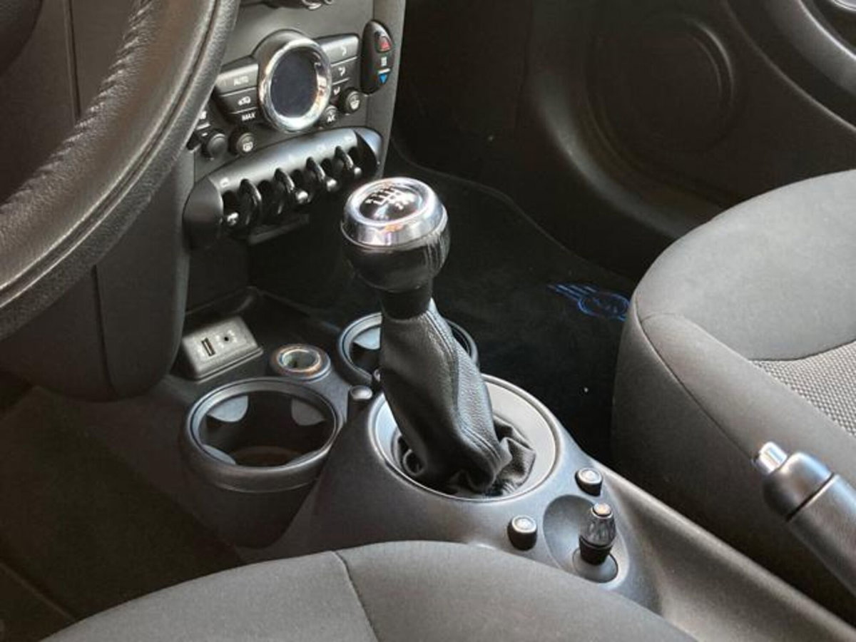 MINI Mini 1.6 16V Cooper (12)