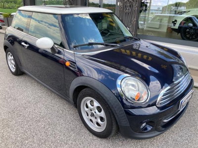 MINI Mini 1.6 16V Cooper (2)