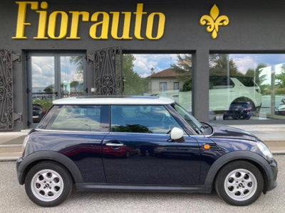 MINI Mini 1.6 16V Cooper (3)