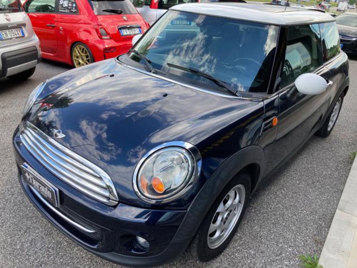 MINI Mini 1.6 16V Cooper (7)
