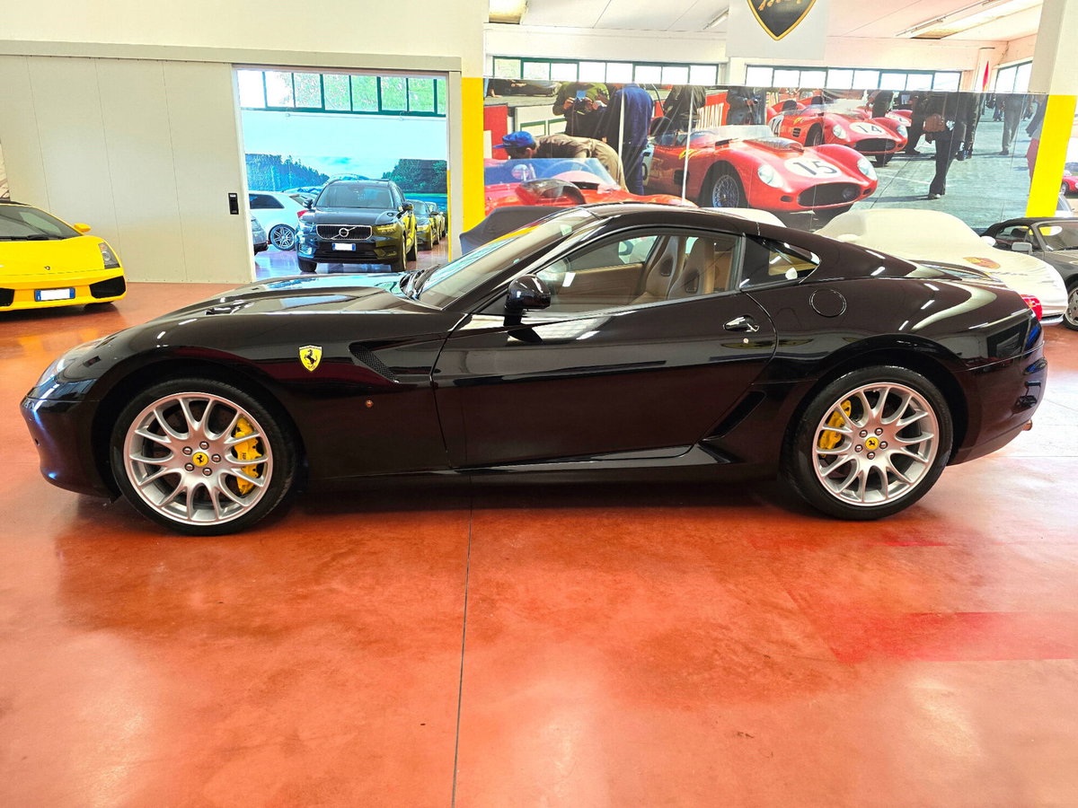 Ferrari 599 Coupé 599 GTB Fiorano F1 (4)
