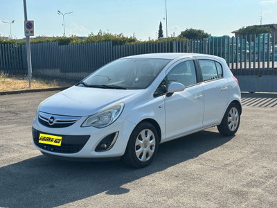 Opel Corsa 1.2 5 porte Elective usata