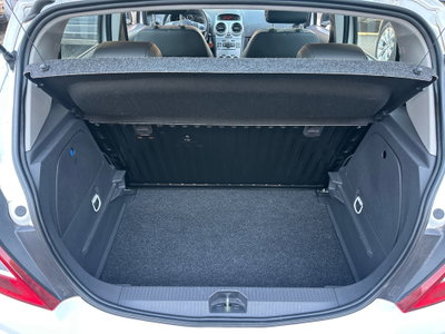Opel Corsa 1.2 5 porte Elective (13)