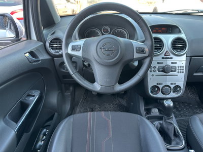 Opel Corsa 1.2 5 porte Elective (16)