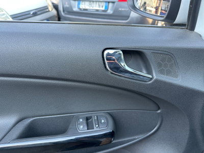Opel Corsa 1.2 5 porte Elective (17)