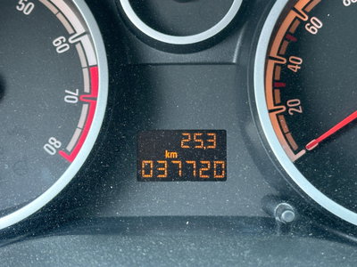 Opel Corsa 1.2 5 porte Elective (20)
