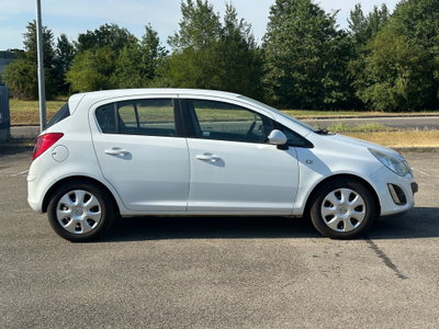 Opel Corsa 1.2 5 porte Elective (4)