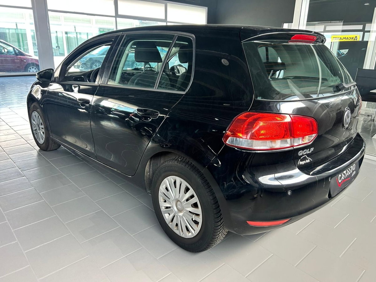 Volkswagen Golf 1.4 5p. United (2)