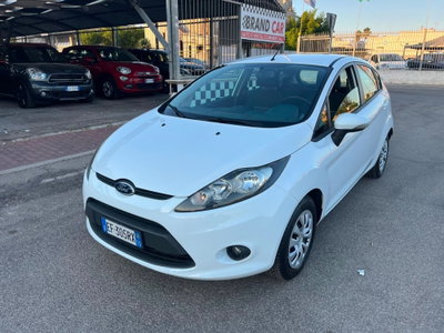 Ford Fiesta 1.2 82 CV 5 porte Titanium usata