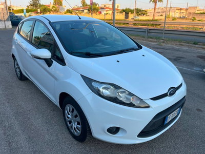Ford Fiesta 1.2 82 CV 5 porte Titanium (3)