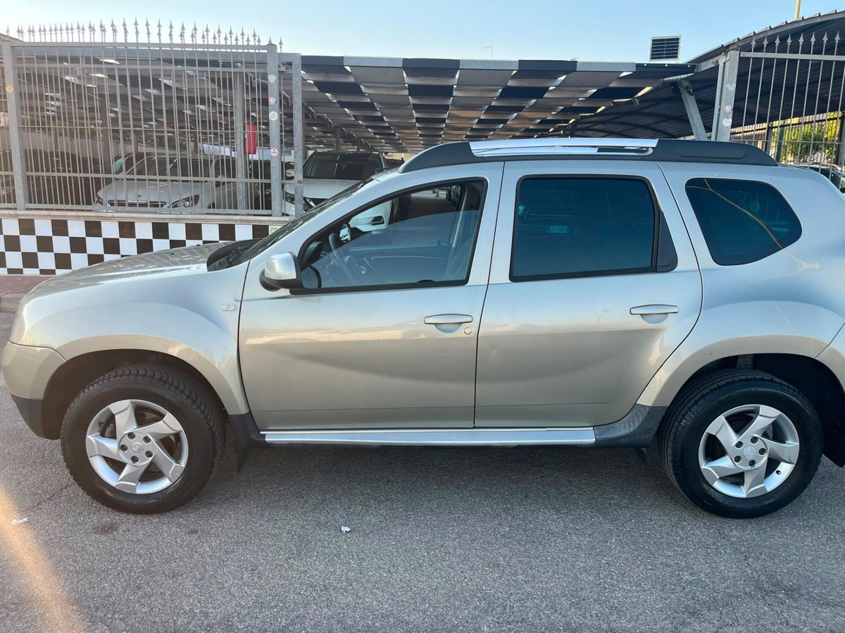 Dacia Duster 1.5 dCi 90CV 4x2 Lauréate (8)