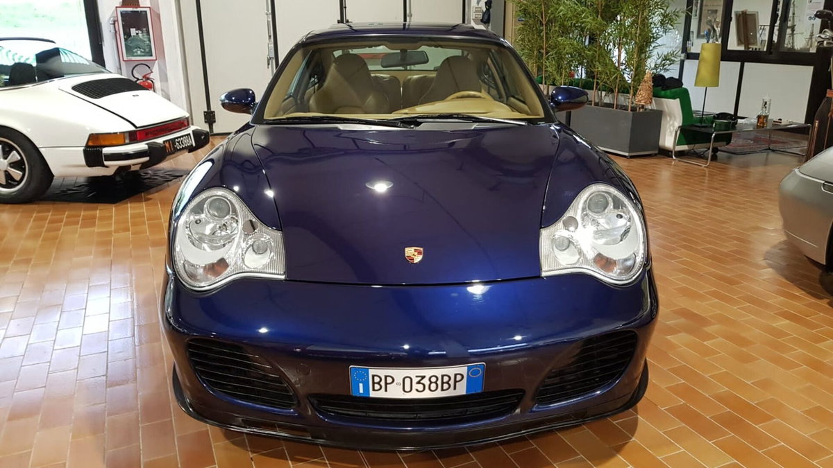 Porsche 911 Coupé Turbo cat (4)