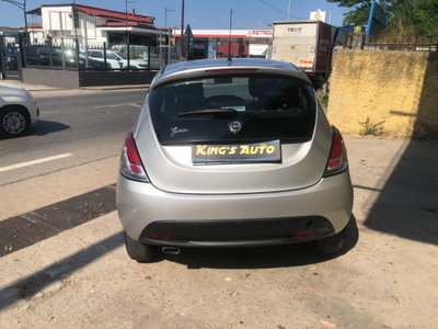 Lancia Ypsilon 1.2 69 CV 5 porte GPL Ecochic Silver (6)