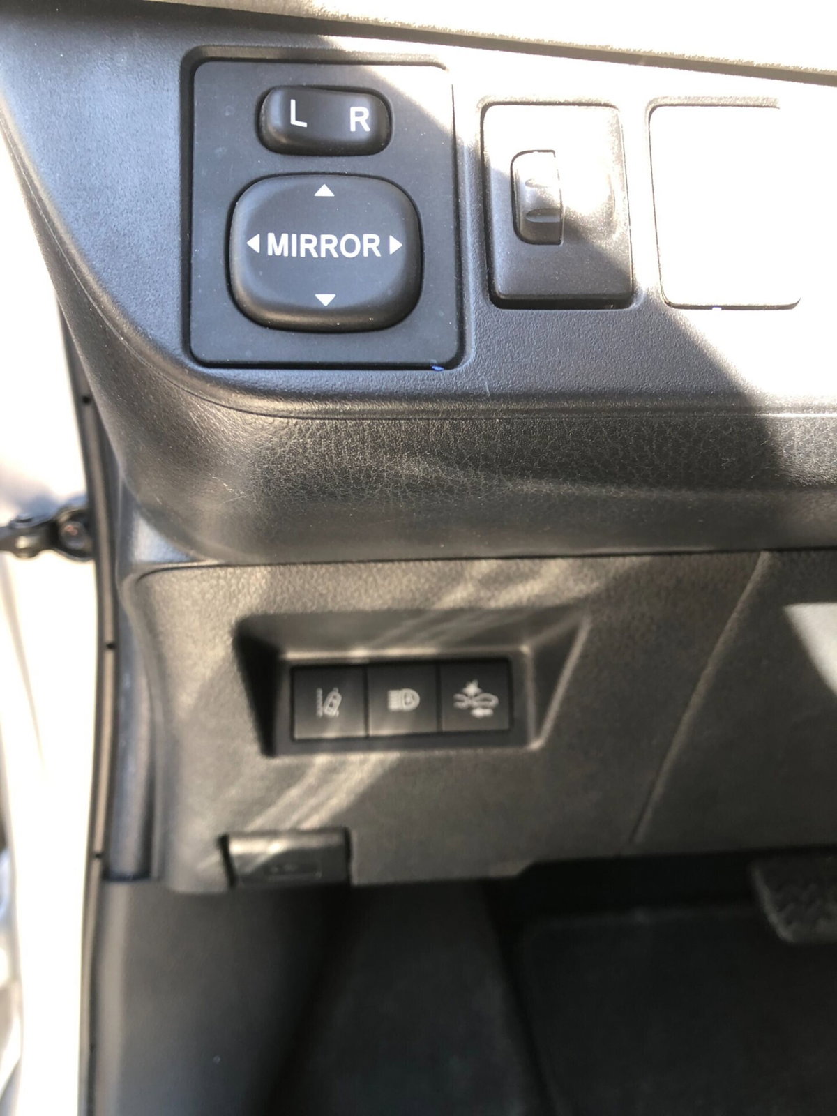 Toyota Yaris 1.5 Hybrid 5 porte Cool (14)