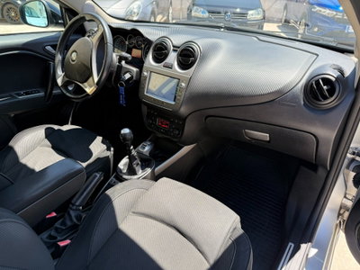 Alfa Romeo MiTo 1.4 105 CV M.air S&S Distinctive (15)