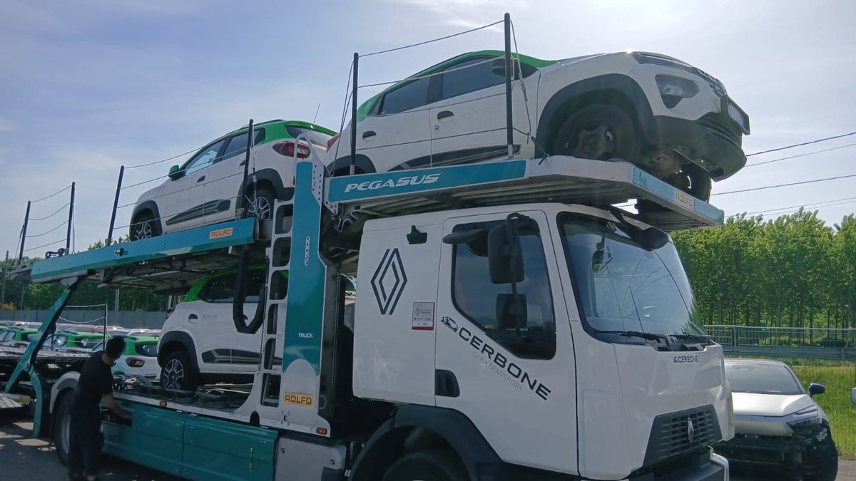 Dacia Spring Comfort Plus Electric 45 (4)