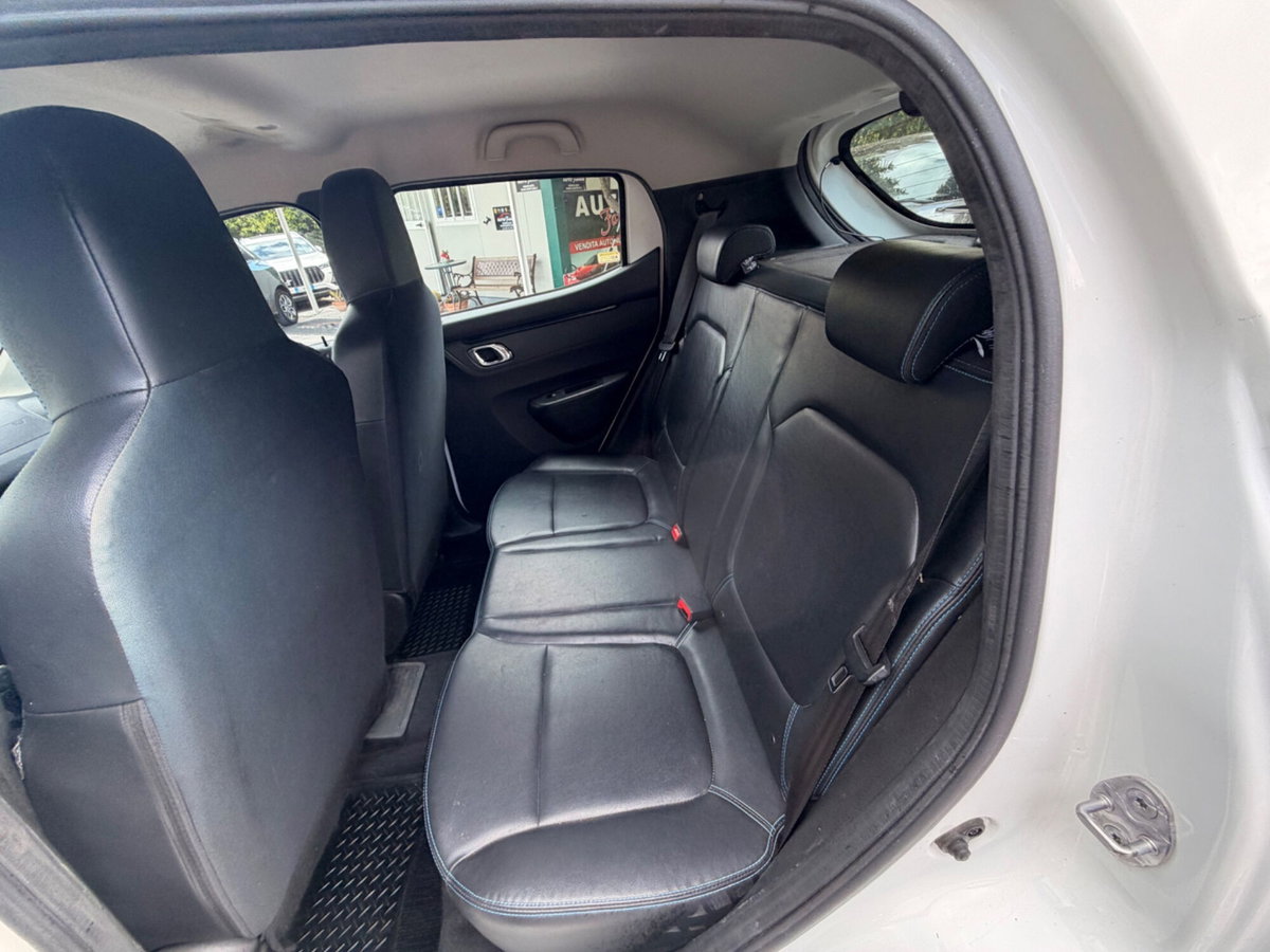 Dacia Spring Comfort Plus Electric 45 (9)
