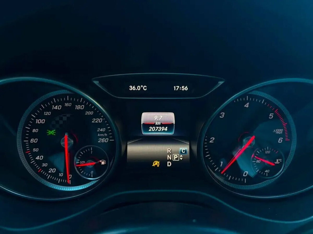 Mercedes-Benz Classe A 180 d Automatic Premium (11)