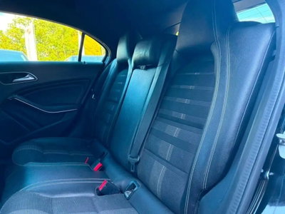 Mercedes-Benz Classe A 180 d Automatic Premium (15)