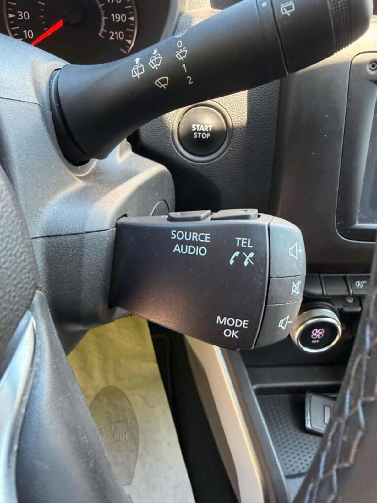 Dacia Duster 1.5 dCi 8V 110 CV 4x2 Prestige (11)