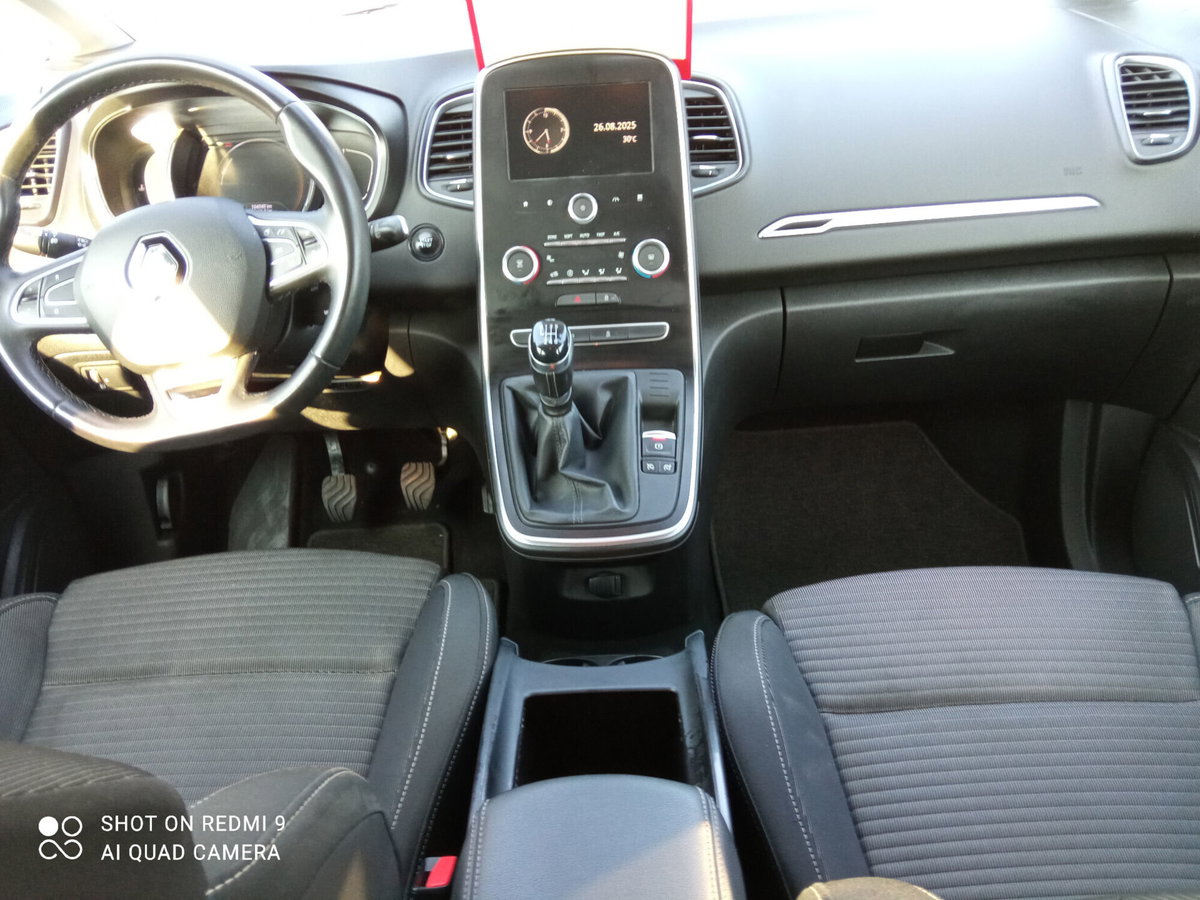 Renault Grand Scénic 1.7 blue dci Sport Edition 120cv (13)